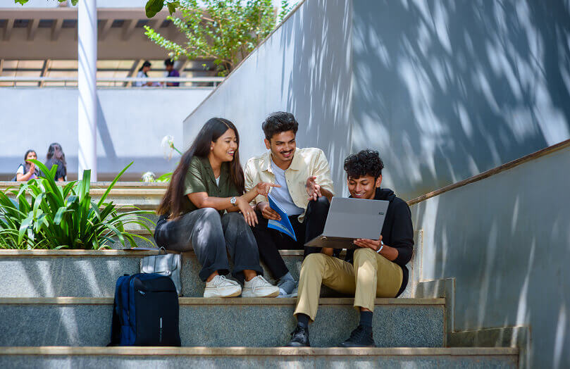 student-life-mega-img